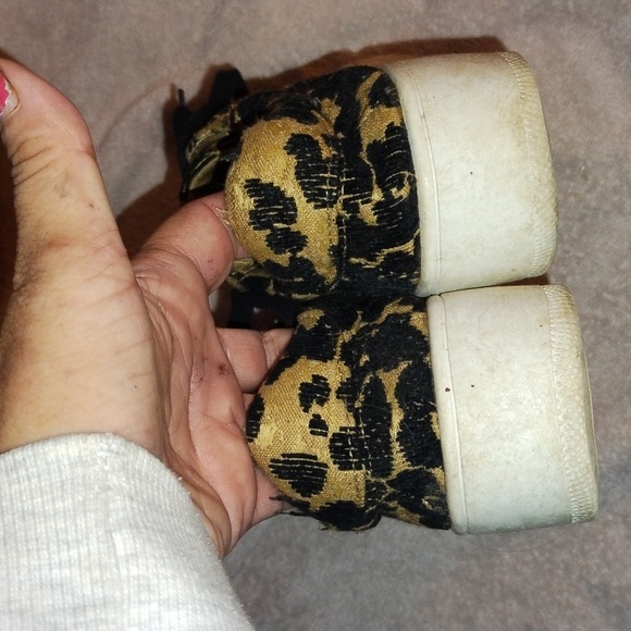 Steve Madden 'Bernie' Leopard Print Fabric Sneakers - Picture 2 of 8